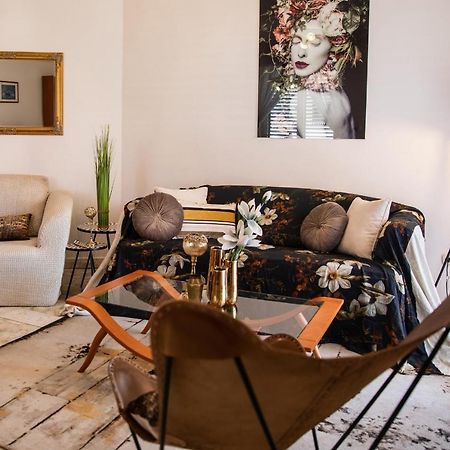 Villa Mareonda - Apartments Sussurro ロヴィニ エクステリア 写真