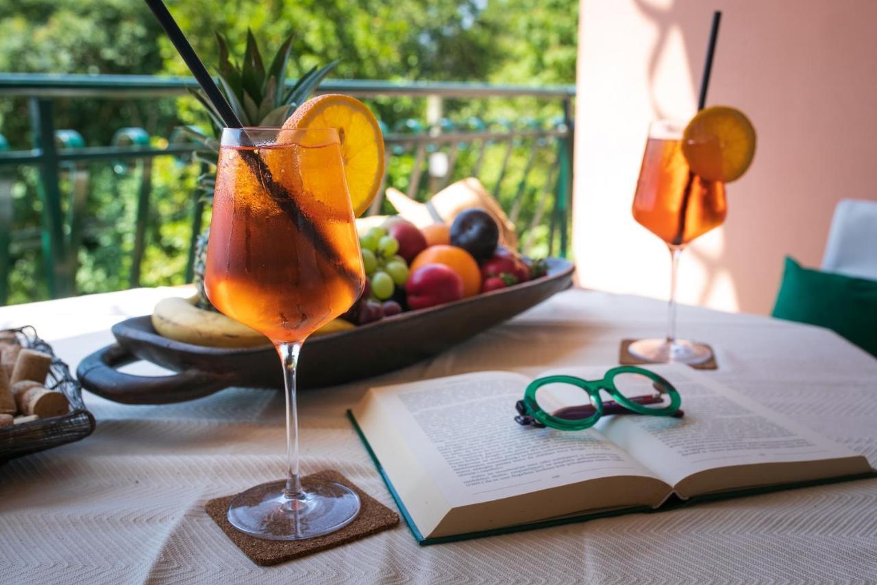 Villa Mareonda - Apartments Sussurro ロヴィニ エクステリア 写真