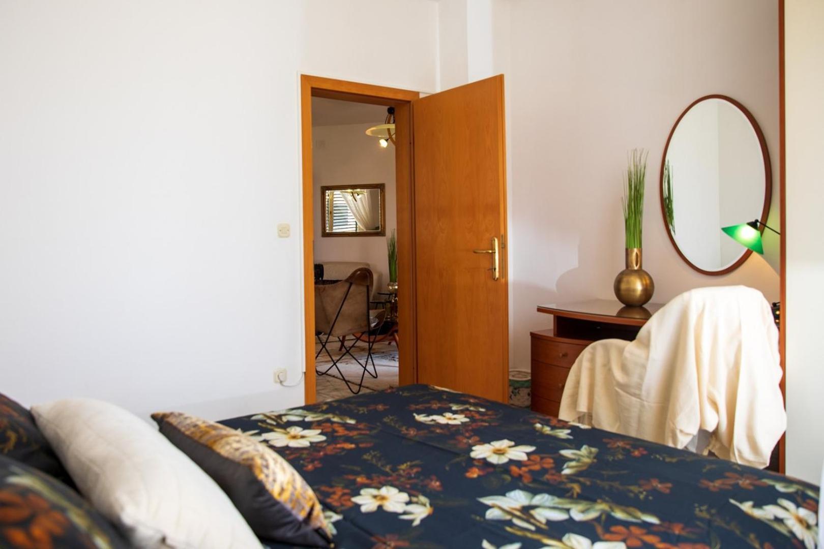 Villa Mareonda - Apartments Sussurro ロヴィニ エクステリア 写真