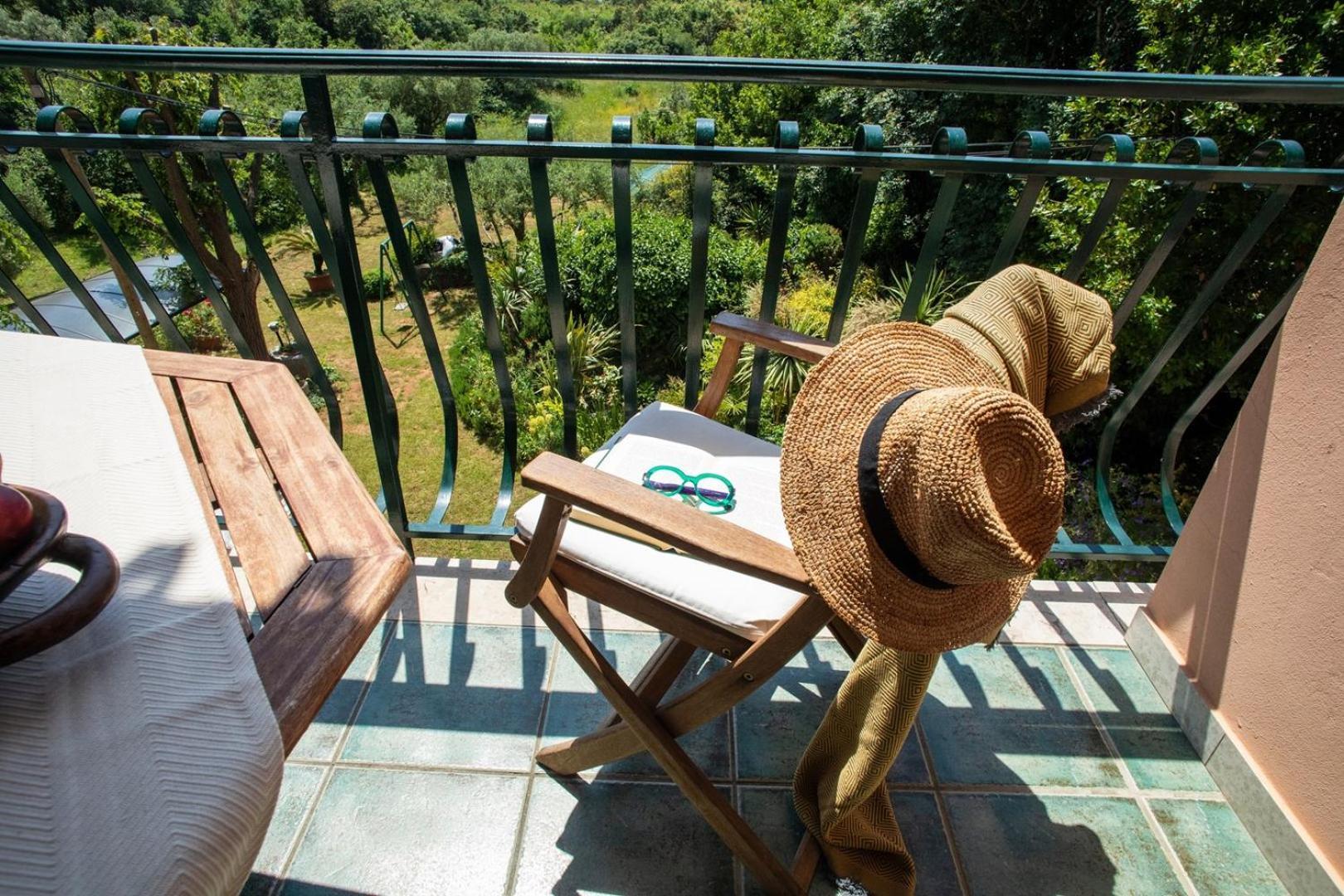 Villa Mareonda - Apartments Sussurro ロヴィニ エクステリア 写真