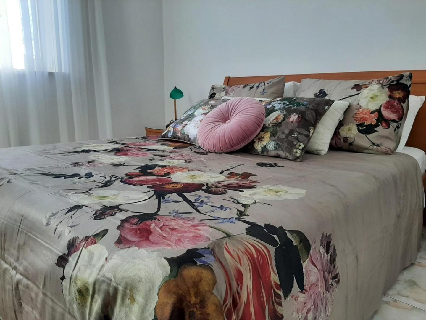Villa Mareonda - Apartments Sussurro ロヴィニ エクステリア 写真