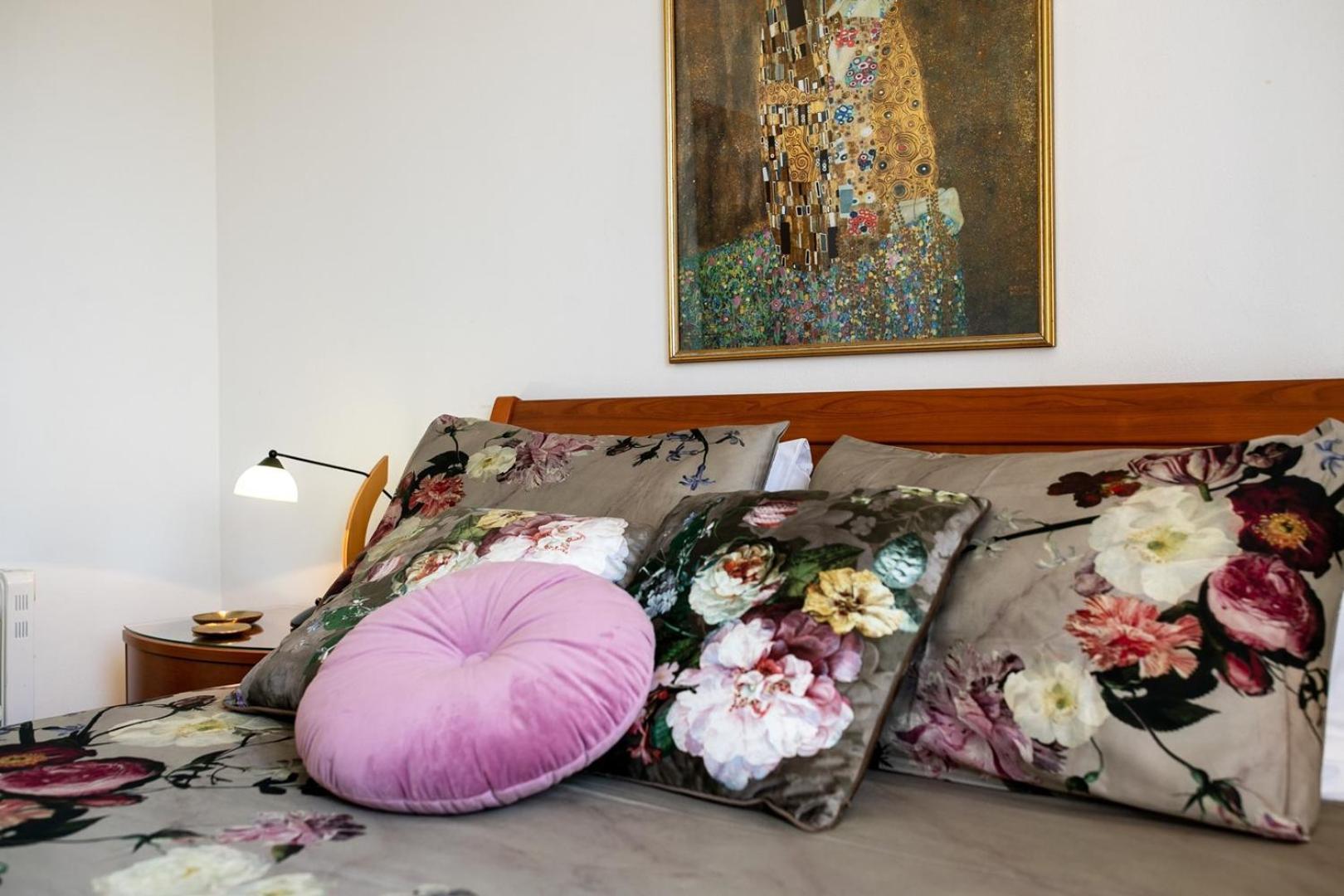 Villa Mareonda - Apartments Sussurro ロヴィニ エクステリア 写真