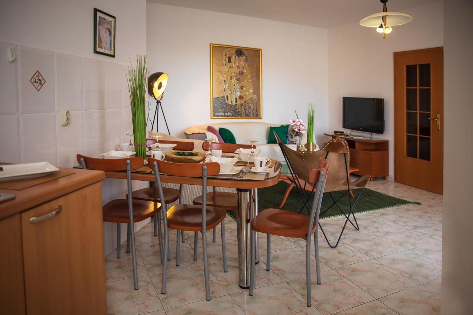 Villa Mareonda - Apartments Sussurro ロヴィニ エクステリア 写真